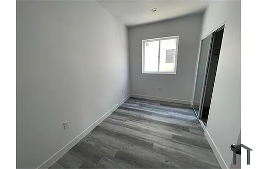 11453 Victory Blvd #2 Photo 1