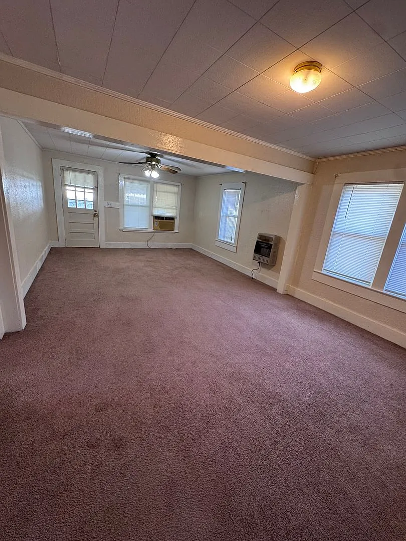 1306 B Church Avenue SE — Photo 4