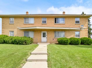 2410 W Howard Ave, Milwaukee, WI 53221