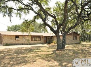 240 Bear Creek Dr, New Braunfels, TX 78132