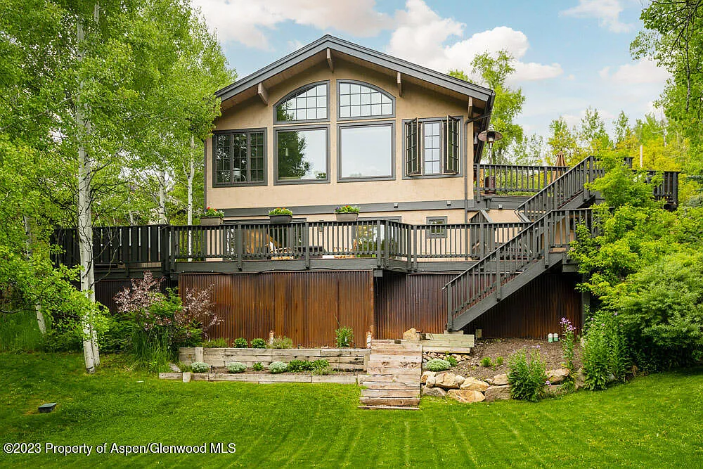 4 bed, 3.5 bath, 2769 sqft, $45,000 — Photo 1
