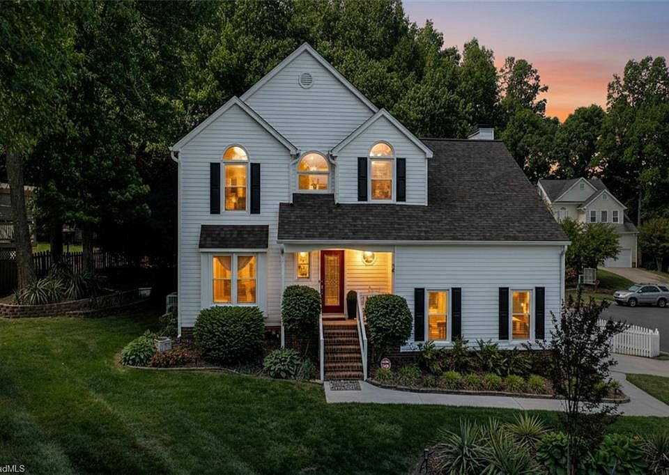 1st image of 5107 Armstead Dr