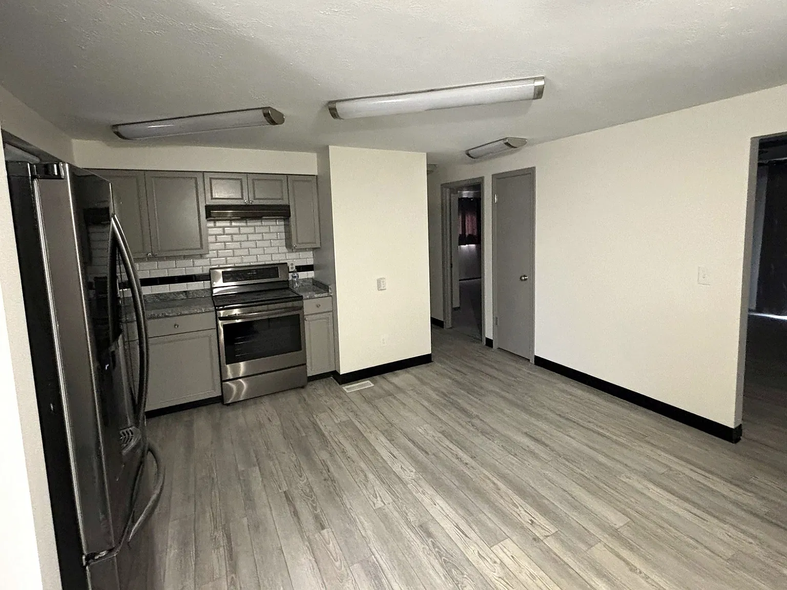 3 bed, 2070 sqft, $2,600 — Photo 4