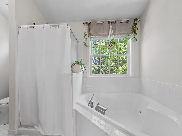 43340 Wintersrun Ct — Photo 22
