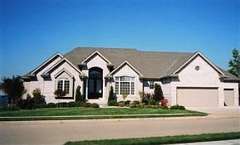 1st image of 4622 Lake Forest Dr