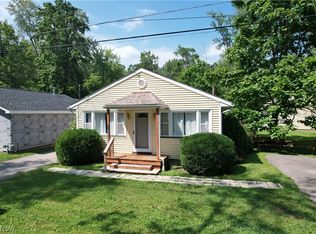 17448 Laurel Ave, Lake Milton, OH 44429
