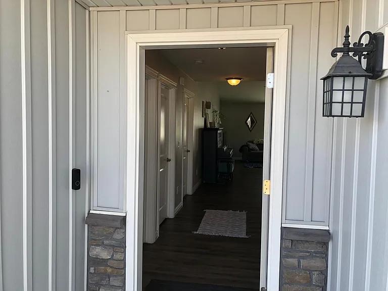 894 S Von Elm Dr — Photo 4