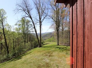 2281 Phillips Branch Rd, Vilas, NC 28692