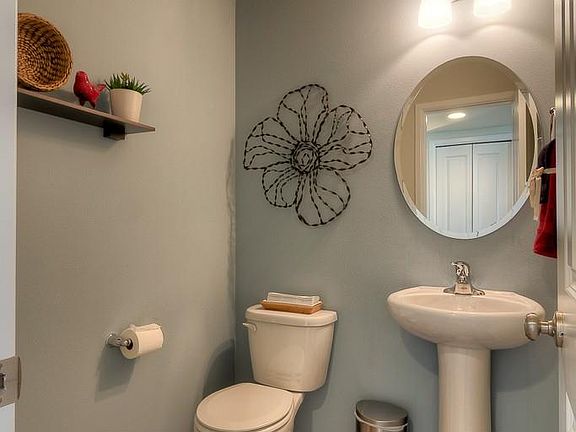 4th image of 7633 Brianna Ct SE #21