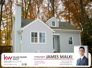 1 Lyncrest Dr, Paramus, NJ 07652