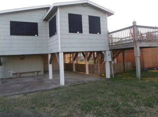 1047 N East Rd, Crystal Beach, TX 77650