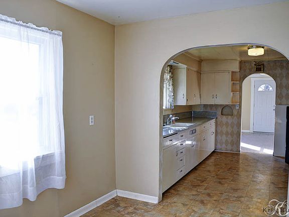 5th image of 117 Green Street