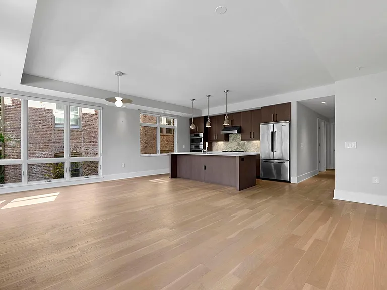 2225 California St NW #302 — Photo 7