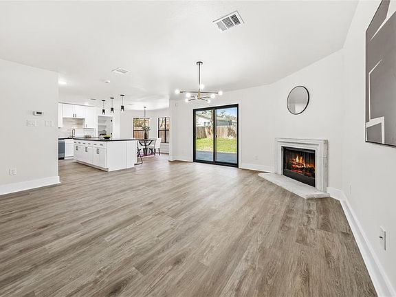 Living room with gas fireplace