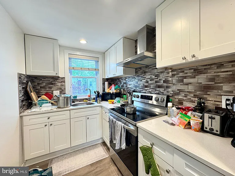 2226 Fairmount Ave #3 — Photo 7