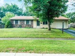 4900 Seville Dr, Englewood, OH 45322