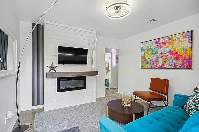 2229 Dumaine St #3 — Photo 3