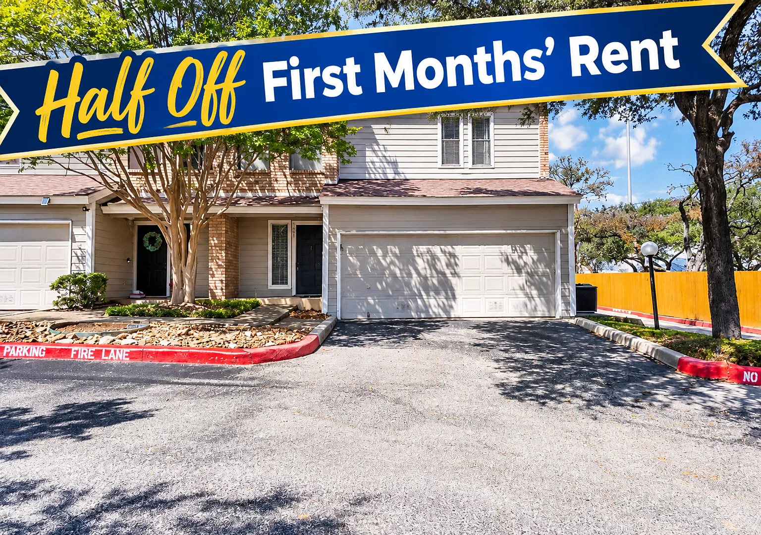 2 Bedroom 2.5 Bath in the Post Oak Subdivision — Photo 1