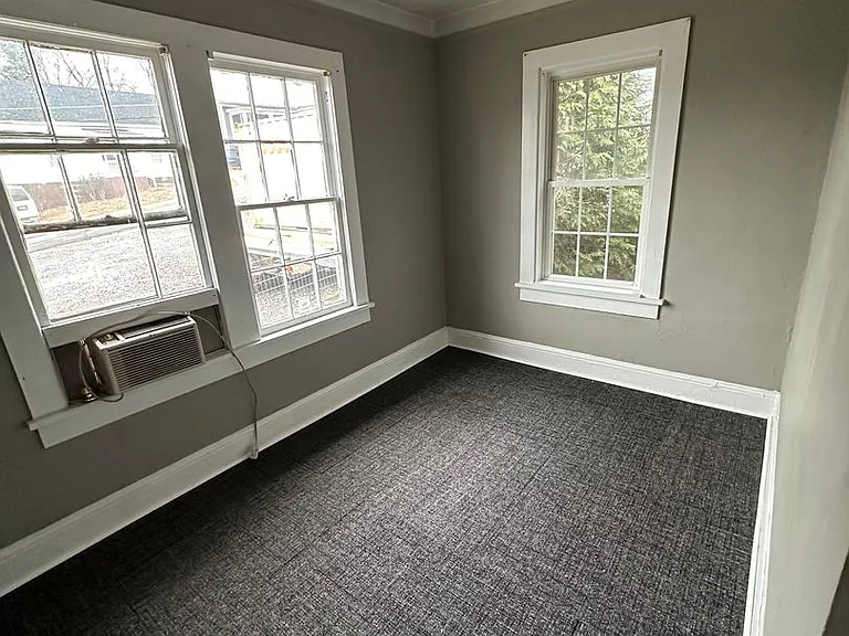 403 S Broad St SW — Photo 11
