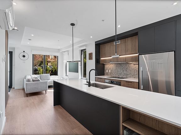 3rd image of 606 Foster Ave #209