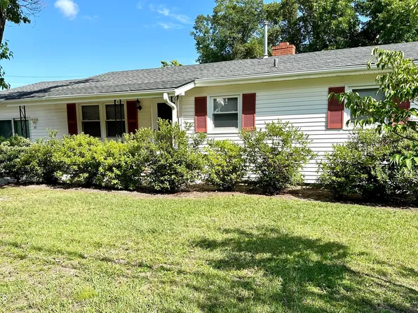 101 Sunnyvale Drive, Wilmington, NC 28412