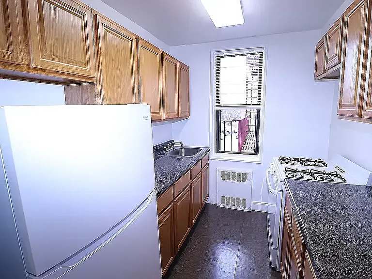 86-61 208th St #1F — Photo 6