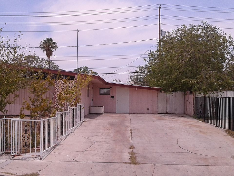 1st image of 2312 E McWilliams Ave