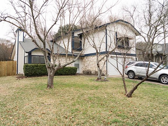 2nd image of 3339 Falcon Grove Dr