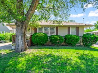 2425 E 42nd St, Des Moines, IA 50317