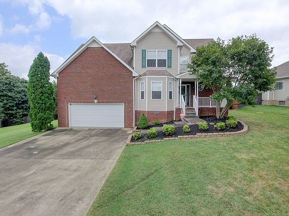 2nd image of 707 Shamrock Ct