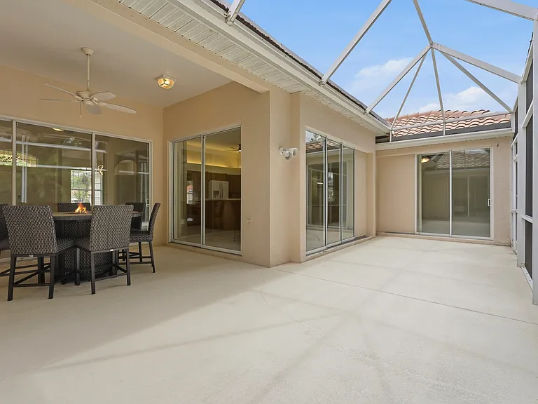 5217 Far Oak Cir — Photo 29