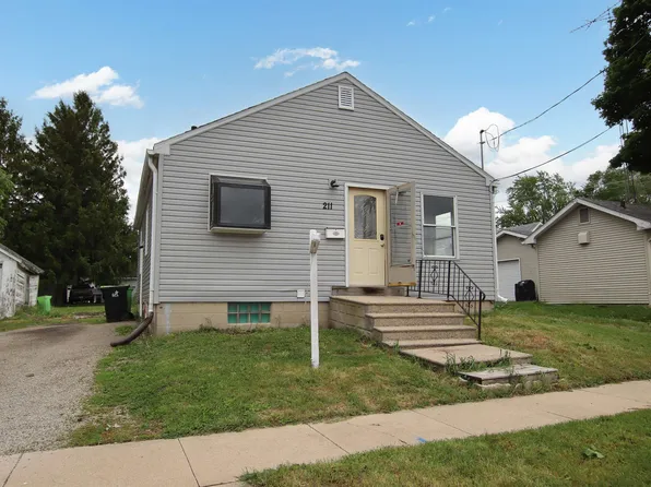 211 N Forest St, Waupun, WI 53963