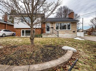569 Gibbons St, Oshawa, ON L1J 4Z7