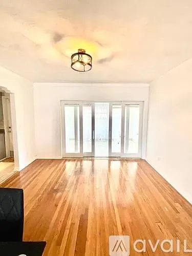 10815 NE 10th Pl — Photo 11