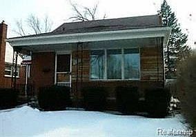 1st image of 21733 Audette St