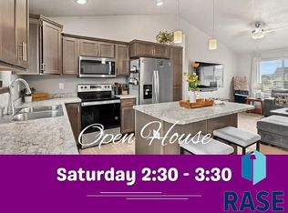 804 N Juniper St, Lennox, SD 57039