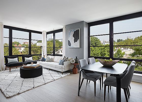 3rd image of 365 Bond St APT C606