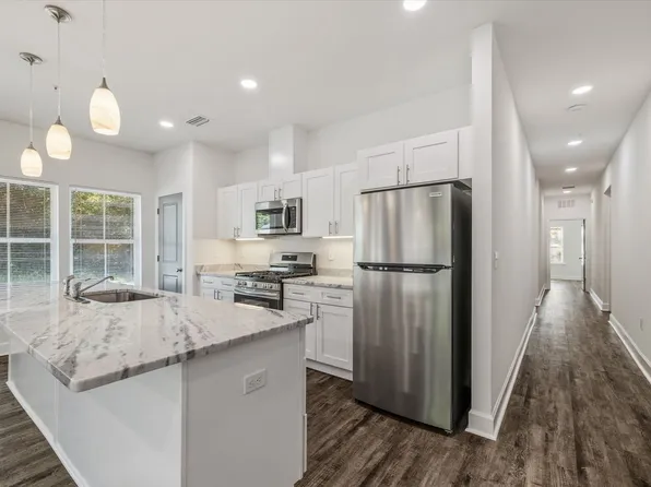 5/5.5 Townhomes, Built 2024, Walk to stadium! Available August 2026!, 1735 Jackson Bluff Rd, Tallahassee, FL 32304