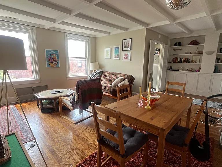 23 E Eager St #3FR — Photo 1