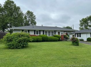 207 Southern Ave, Salem, IN 47167