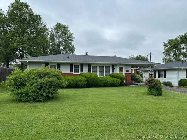 207 Southern Avenue, Salem, IN 47167