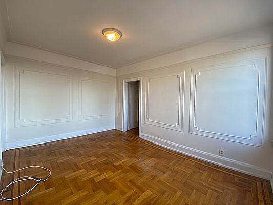 4th image of 36-06 30th St #F5