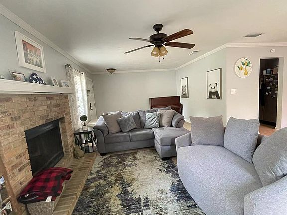 4th image of 2947 Bay Shore Dr