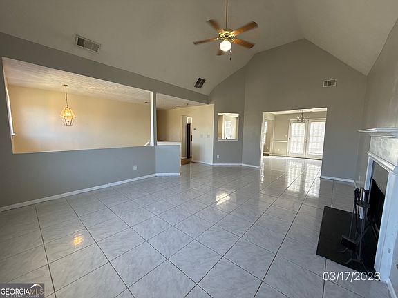 4th image of 2021 Gates Ct
