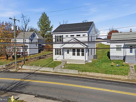4th image of 819 Moler Ave E