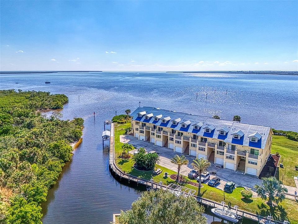 4410 Warren Ave APT 504, Port Charlotte, FL 33953 | MLS #D6144898