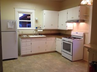 915 Henrietta St, Martinez, CA 94553