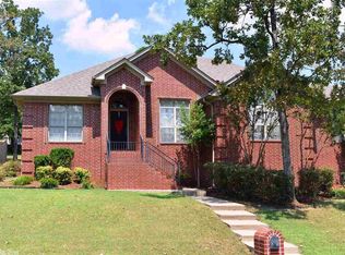110 Beaver Creek Ln, Maumelle, AR 72113