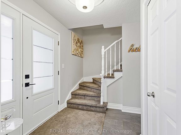 2nd image of 9 Woodgarden Ct