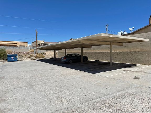 3rd image of 2101 Holly Ave #5